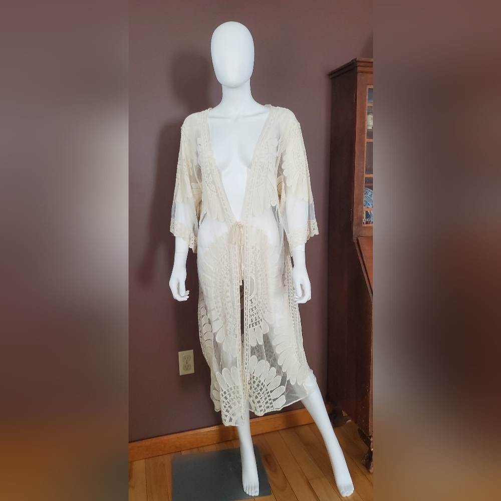 Women's never worn Adiva large cardigan cream off white color